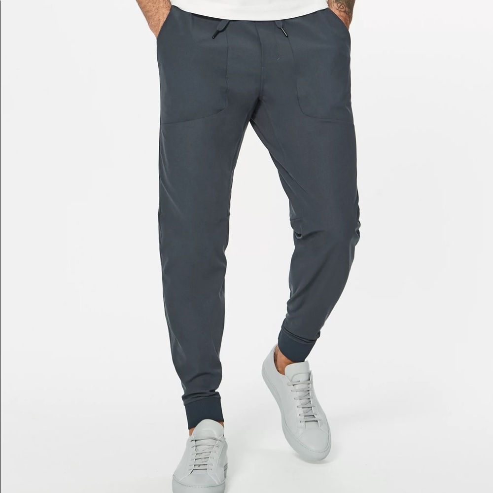 Lululemon Men’s ABC Joggers size M